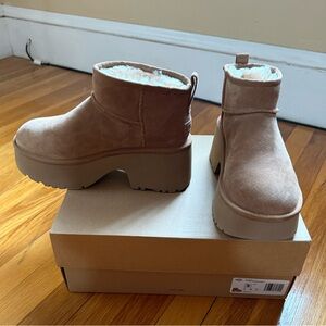 UGG Classic Mini Platform Boots
